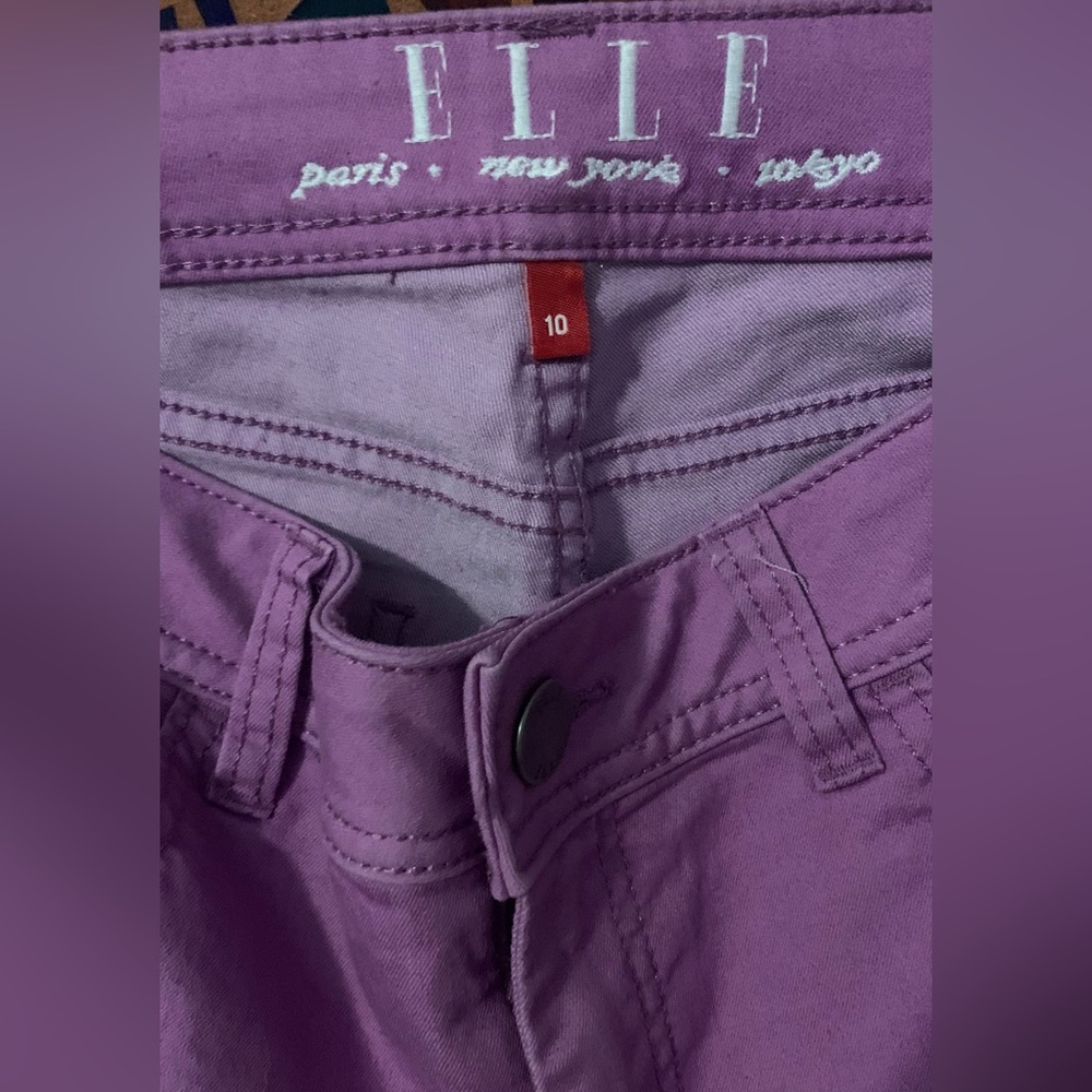 Elle ~ Pink Jeans